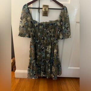 Aritzia Wilfred green floral smocked dress size medium
